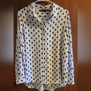 Longsleeve button-up blouse
